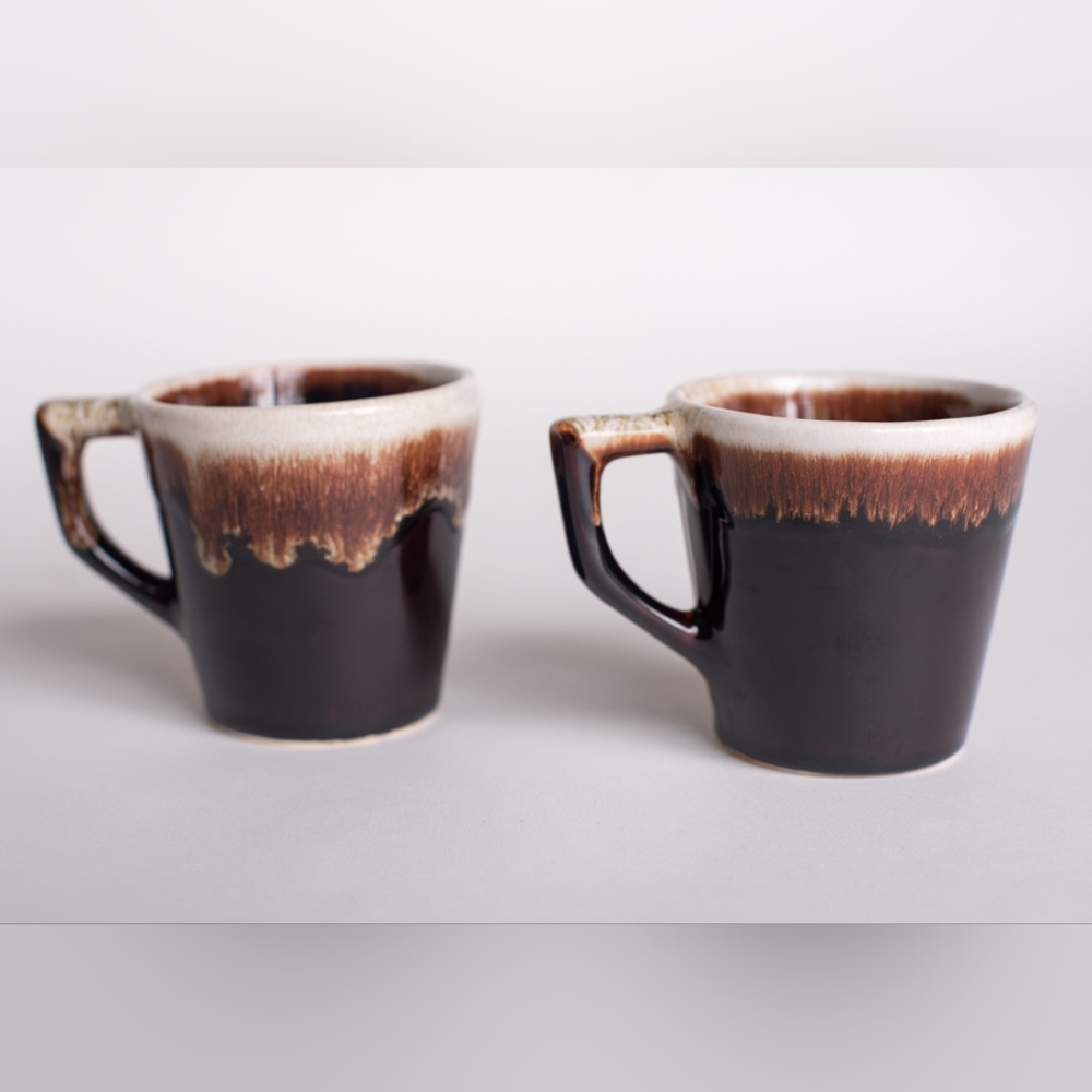 MCM Vintage, Pfaltzgraff Drip Glaze Mugs  |  Brown White Glaze